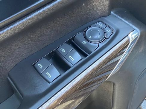 Used 2022 Chevrolet Silverado 1500 LT Trail Boss w/ Bed Protection Package AWD/4WD image 12