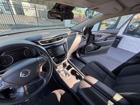Used 2022 Nissan Murano S image 29