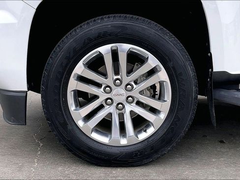 Used 2016 GMC Canyon SLT w/ Driver Alert Package RWD image 9