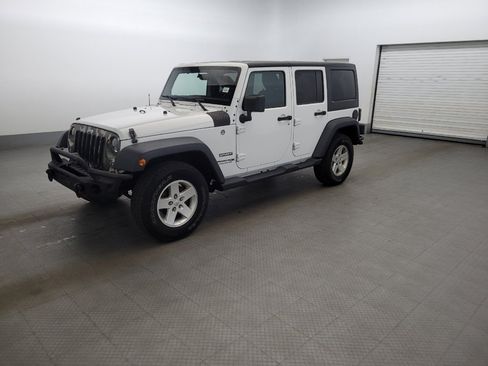 Used 2018 Jeep Wrangler Unlimited Sport S AWD/4WD image 2