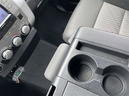 Used 2015 Toyota Tundra SR5 image 20