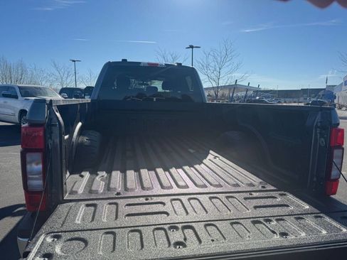 Used 2022 Ford F350 XLT w/ XLT Premium Package image 8