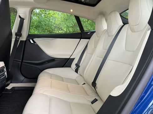 Used 2017 Tesla Model S 75 RWD image 7