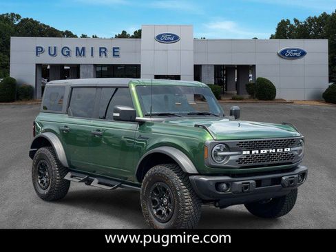 Used 2023 Ford Bronco Badlands w/ Sasquatch Package AWD/4WD image 1