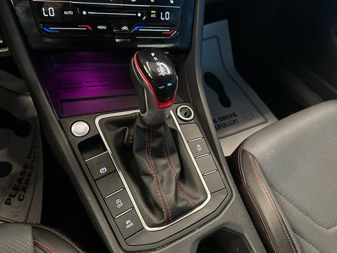 Used 2025 Volkswagen Jetta GLI Autobahn FWD image 16