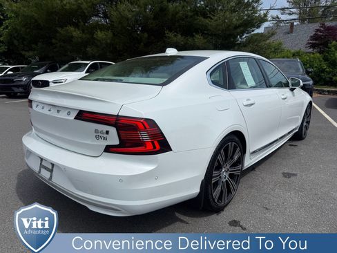Certified 2023 Volvo S90 B6 Ultimate w/ Protection Package Premier AWD/4WD image 8