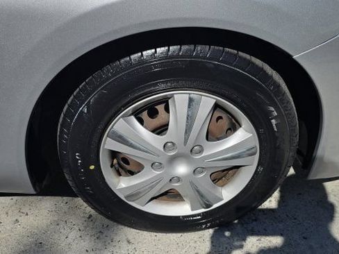 Used 2012 Honda Civic LX image 12