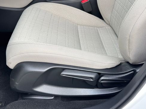 Used 2026 Honda HR-V LX image 18