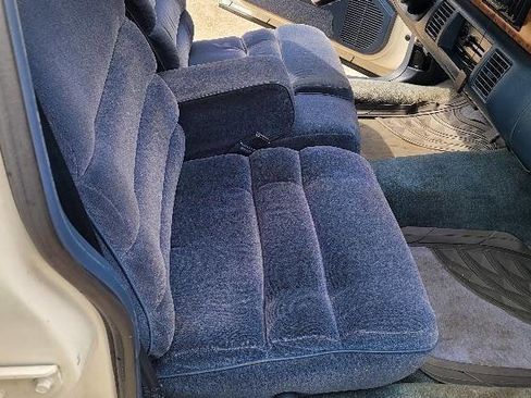 Used 1993 Chevrolet Caprice Classic LS image 11