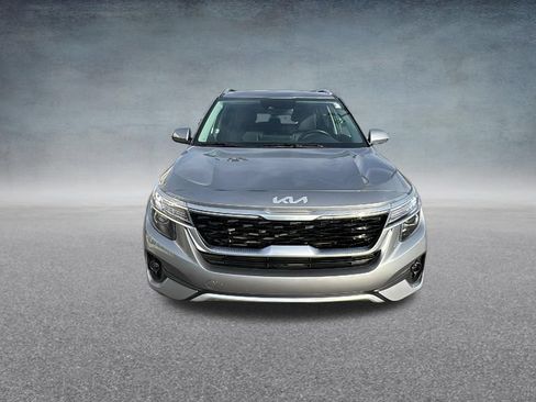 Used 2023 Kia Seltos EX AWD/4WD image 7