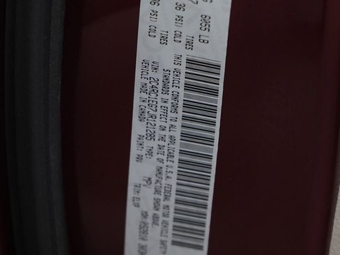 Used 2018 Chrysler Pacifica Touring-L Plus image 31