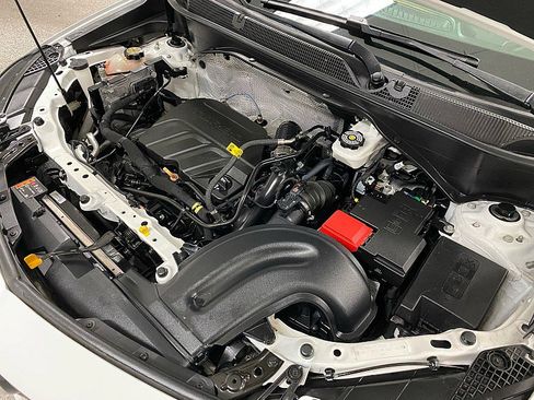 Used 2020 Buick Encore GX Select image 16