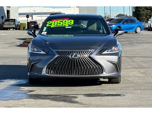 Used 2019 Lexus ES 350 image 9