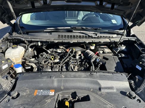 Used 2023 Ford Edge Titanium image 10