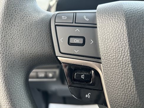 Used 2025 Toyota Camry LE FWD image 22