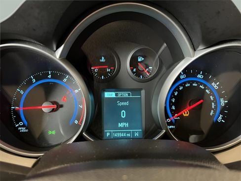 Used 2016 Chevrolet Cruze LT image 20