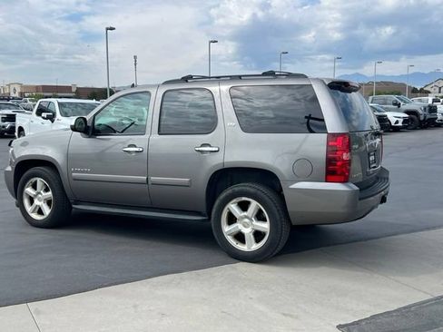 Used 2007 Chevrolet Tahoe LTZ w/ LTZ Preferred Equipment Group AWD/4WD image 3