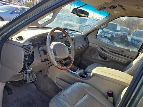 Used 2001 Lincoln Navigator 2WD image 7