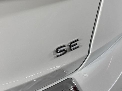 New 2025 Volkswagen Jetta SE image 24