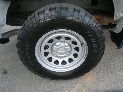 Used 2021 Chevrolet Silverado 1500 W/T w/ WT Fleet Convenience Package AWD/4WD image 28