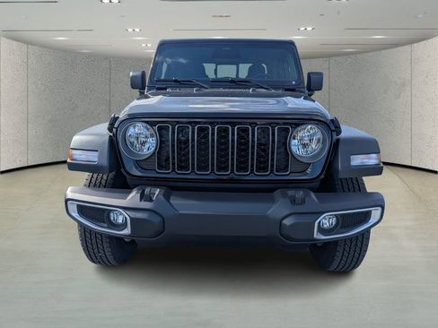New 2026 Jeep Gladiator Sport image 2