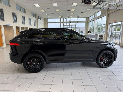 Used 2019 Jaguar F-PACE S image 56