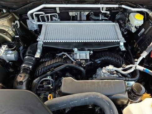 Used 2025 Subaru Ascent Premium image 32