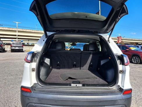 Used 2023 Jeep Cherokee Altitude Lux image 26