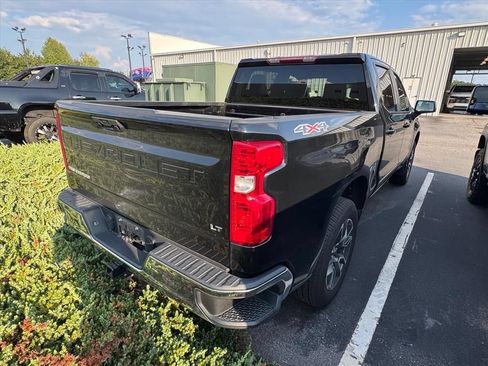 Used 2024 Chevrolet Silverado 1500 LT AWD/4WD image 5