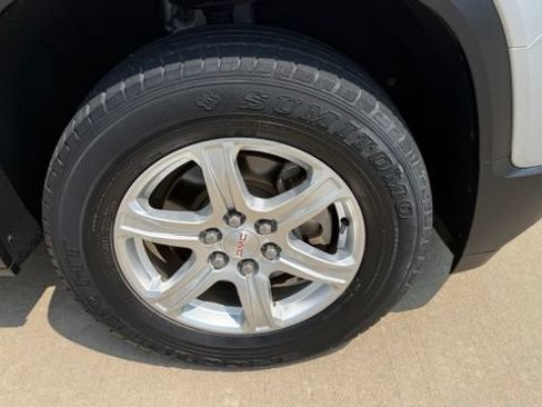 Used 2019 GMC Acadia SLE AWD/4WD image 12