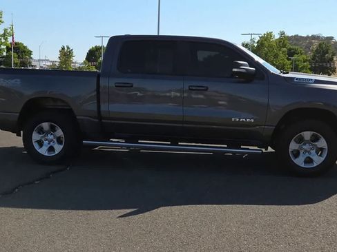 Used 2022 RAM 1500 Big Horn AWD/4WD image 9