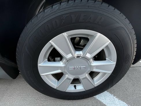 Used 2012 GMC Terrain SLE AWD/4WD image 24