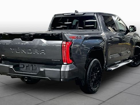 Used 2025 Toyota Tundra Platinum w/ TRD Off-Road Package AWD/4WD image 13