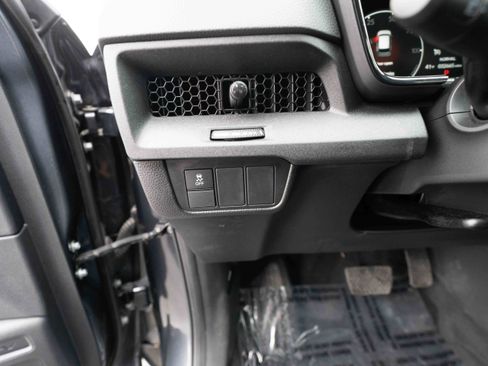 Certified 2025 Honda CR-V Sport image 11