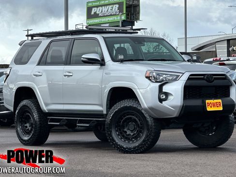 Used 2021 Toyota 4Runner SR5 Premium image 1