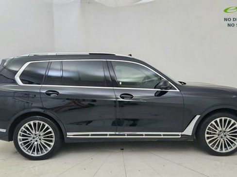 Used 2024 BMW X7 xDrive40i w/ Parking Assistance Package AWD/4WD image 6