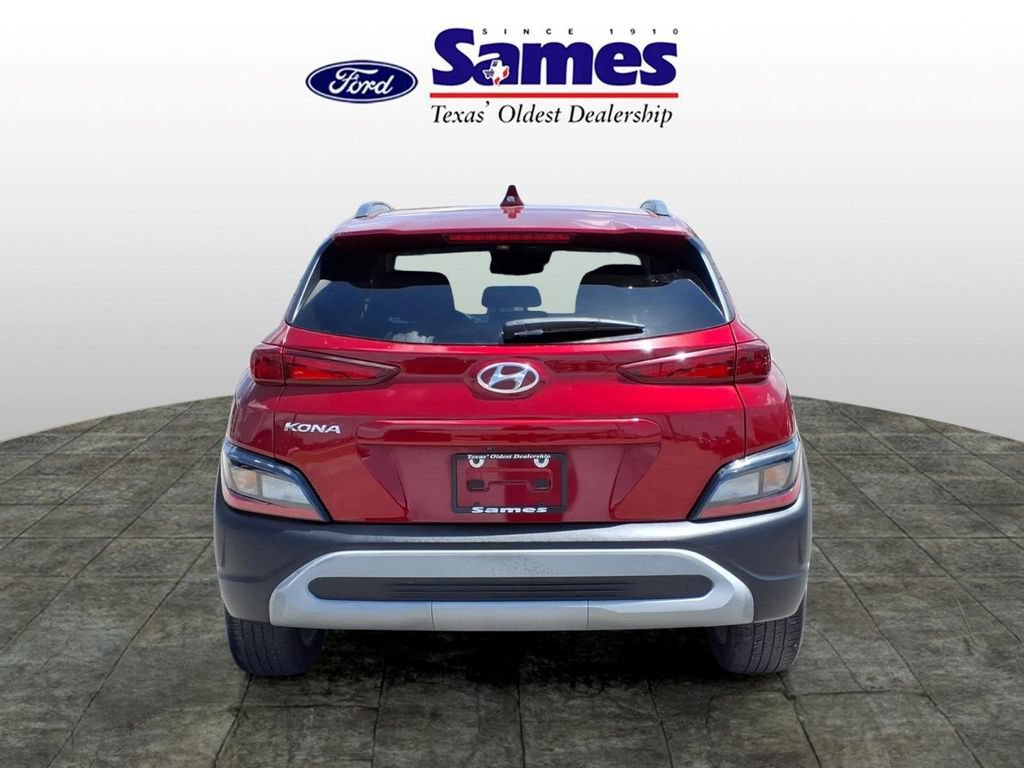 Used 2023 Hyundai Kona SEL w/ Cargo Package FWD image 7