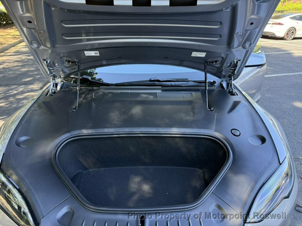 Used 2026 Tesla Model S AWD/4WD image 9