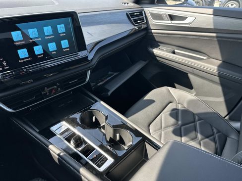 New 2026 Volkswagen Atlas Cross Sport SE image 33