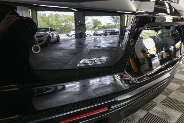 Used 2023 Chevrolet Camaro SS RWD image 11