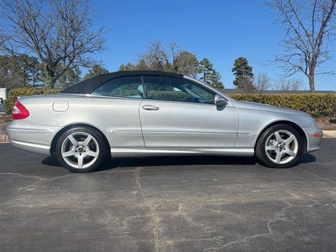 Used 2005 Mercedes-Benz CLK 500 Cabriolet image 10
