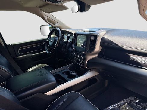 Used 2021 RAM 2500 Laramie w/ Chrome Appearance Group AWD/4WD image 31