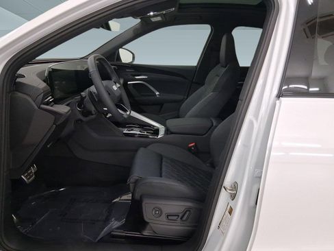 New 2025 Audi SQ5 Premium Plus image 5