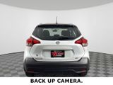 Used 2018 Nissan Kicks SV image 5