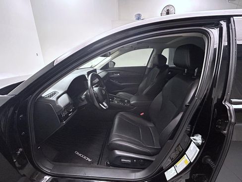 Used 2024 Honda Accord Touring image 10