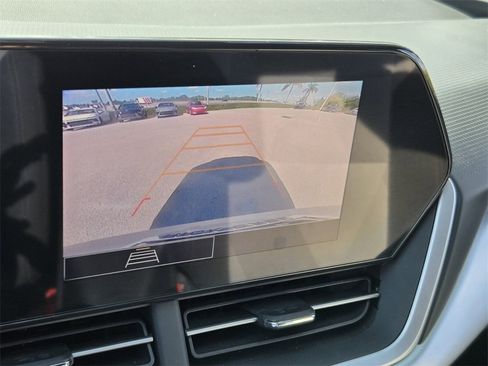 Used 2024 Chevrolet Trax RS w/ Driver Confidence Package image 21