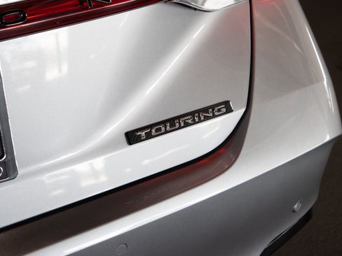 Used 2021 Toyota Avalon Touring w/ Advanced Safety Package FWD image 28