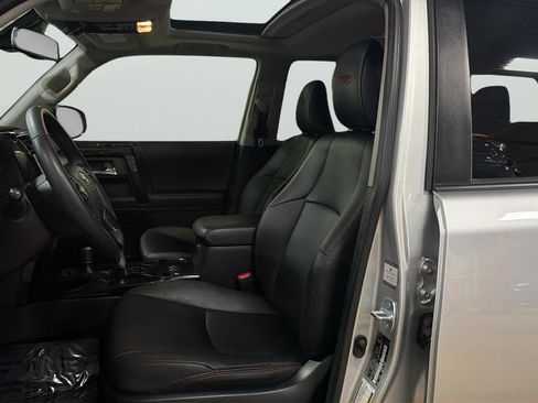 Used 2021 Toyota 4Runner TRD Off-Road Premium w/ Moonroof Package AWD/4WD image 23