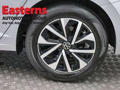 Used 2024 Volkswagen Jetta S FWD image 31