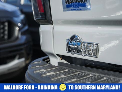 Used 2024 GMC Sierra 2500 AT4X w/ AT4X AEV Edition image 9